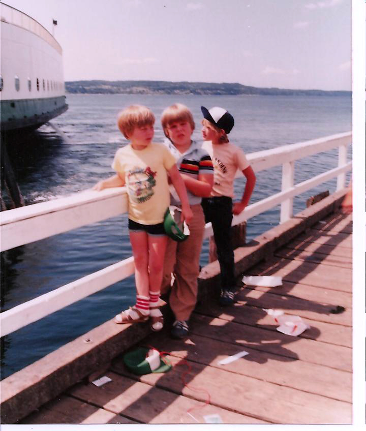 Paul__David_and_kusin_Rolf_in_Mokelteo.jpg